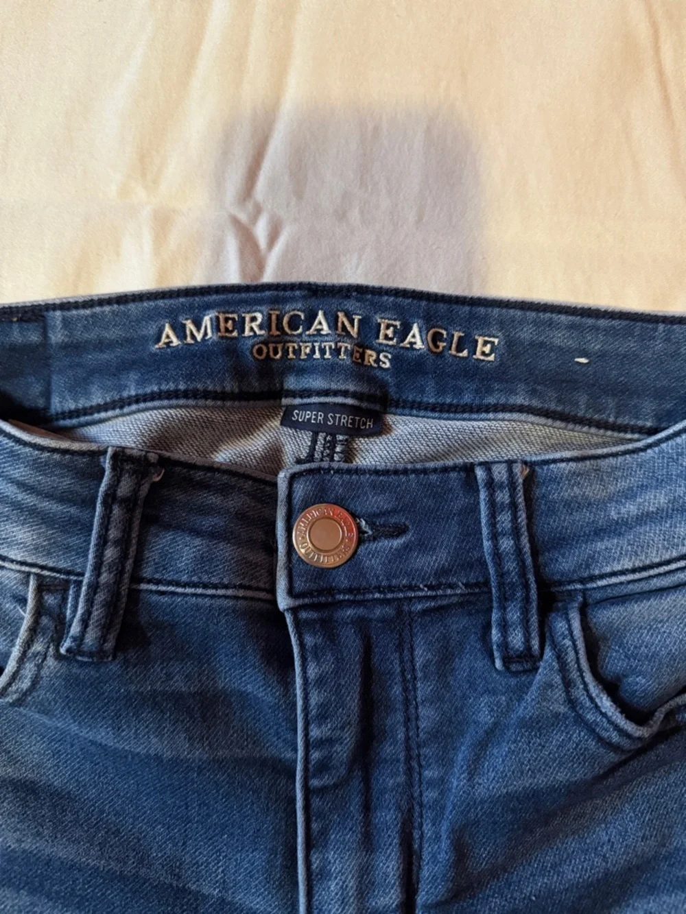 American Eagle Outfitters Blue Skinny Jeans with Back Pocket Wave Stitch - Picture 3 of 11